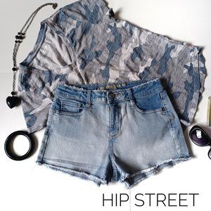 ARIZONA JEANS Faded Fringed Stretch Denim Jean Shorts 5